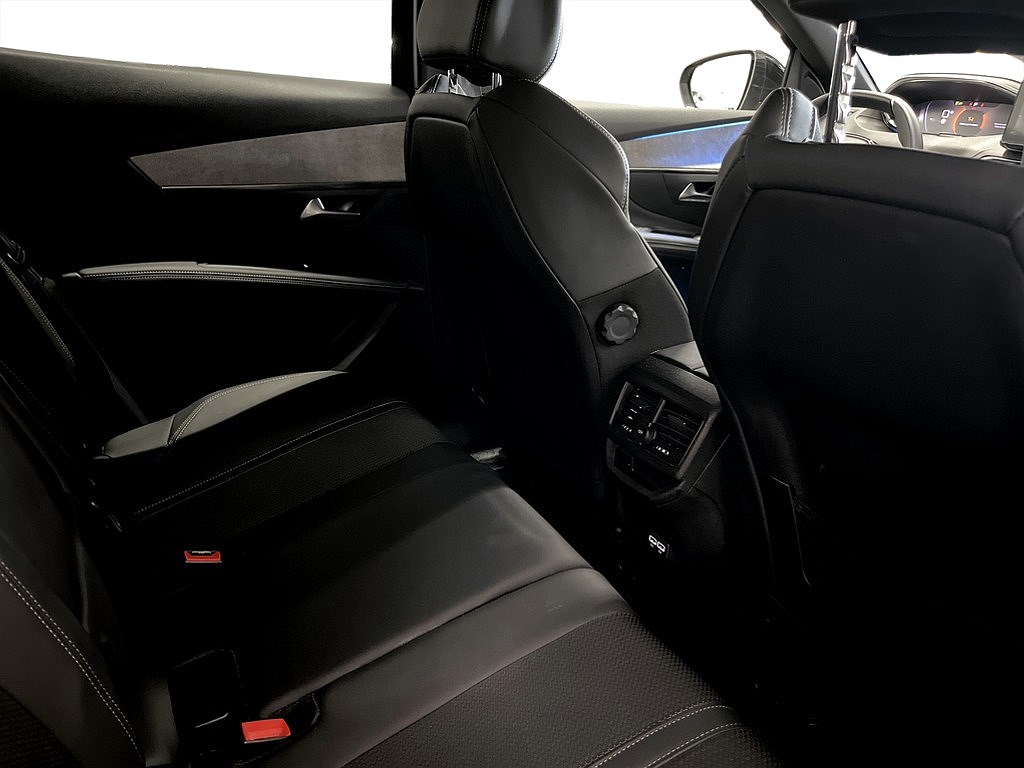 Bild på GT 1.2 PT 130hk Aut - B-KAMERA, CARPLAY