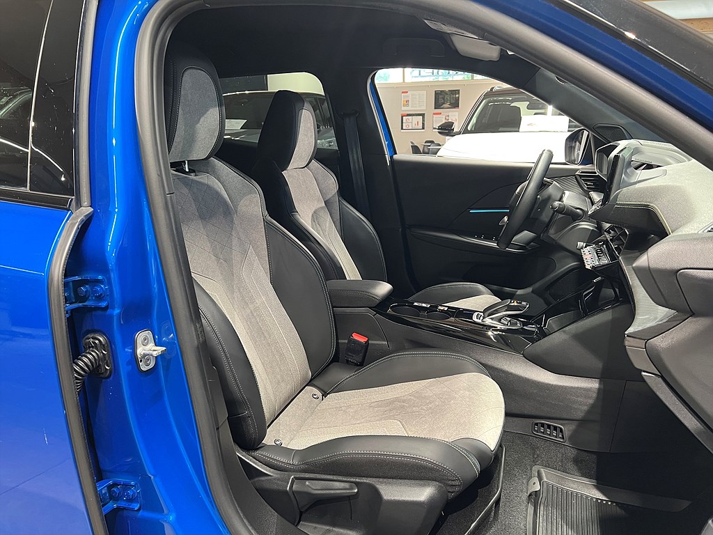 Bild på GT Pack 50kWh 136hk Aut - NAV,B-KAMERA,CARPLAY