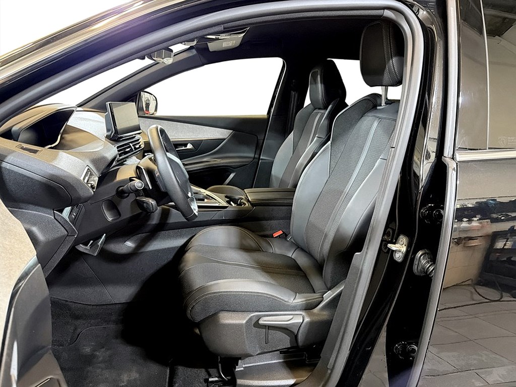 Bild på GT 1.2 PT 130hk Aut - B-KAMERA,CARPLAY,1 ÄGARE