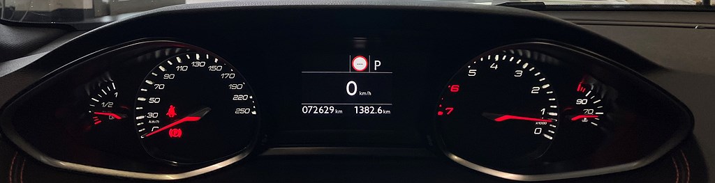 Bild på SW GT 1.2 PT 130hk Aut - PANO, CARPLAY