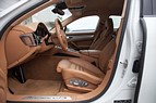 Porsche Panamera GTS Sv-såld Värmare 18Mån garanti