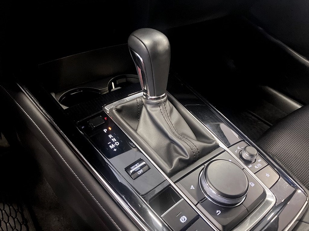 Bild på Sky 2.0 150hk Aut - B-KAMERA, RATTVÄRME