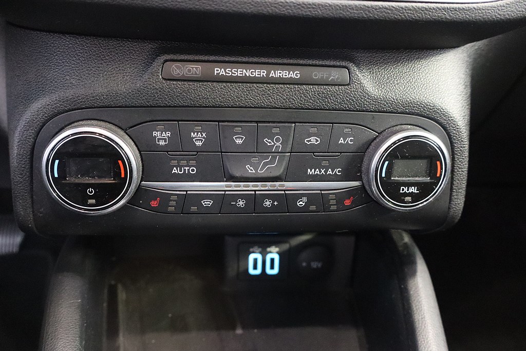 Bild på Active Kombi 1.0 Ecoboost 125hk Aut - DRAG, B-KAMERA