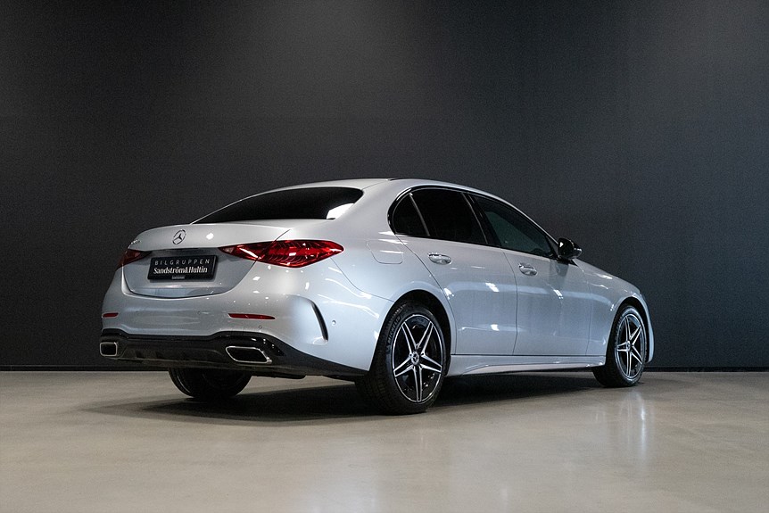 Mercedes-Benz C 300 e Sedan AMG Premium Night 313hk