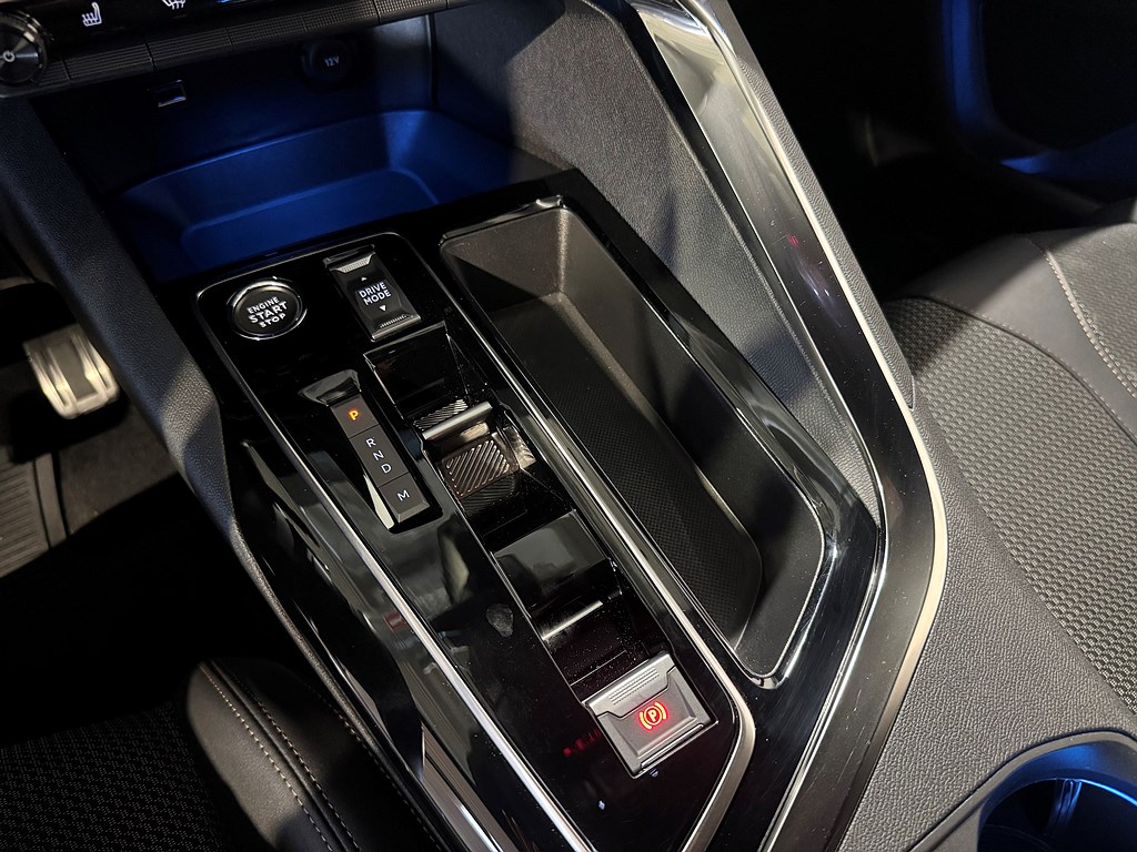 Bild på GT 1.2 PT 130hk Aut - B-KAMERA,CARPLAY,NAVI
