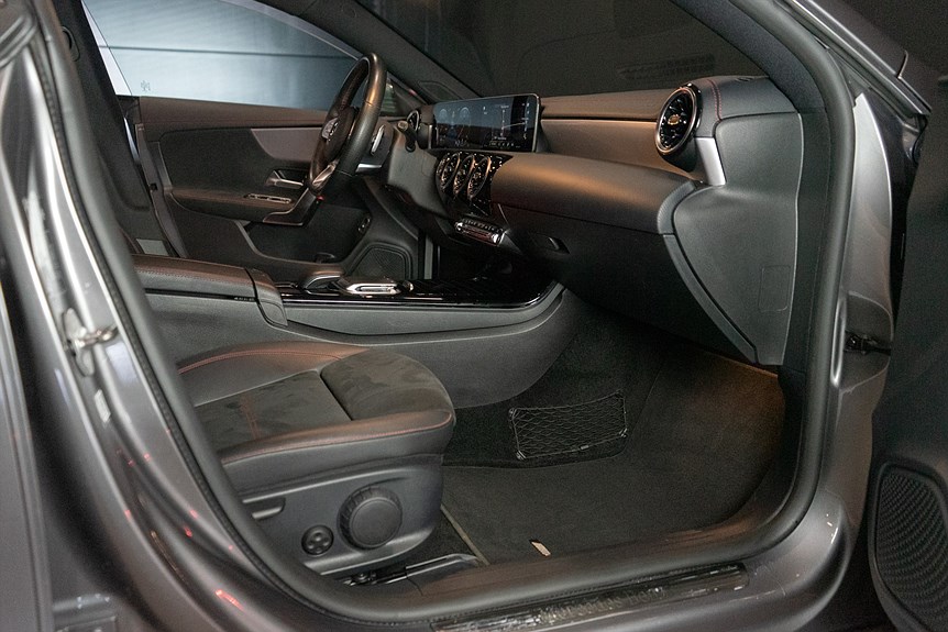 Mercedes-Benz CLA 180 d AMG Coupé 116hk