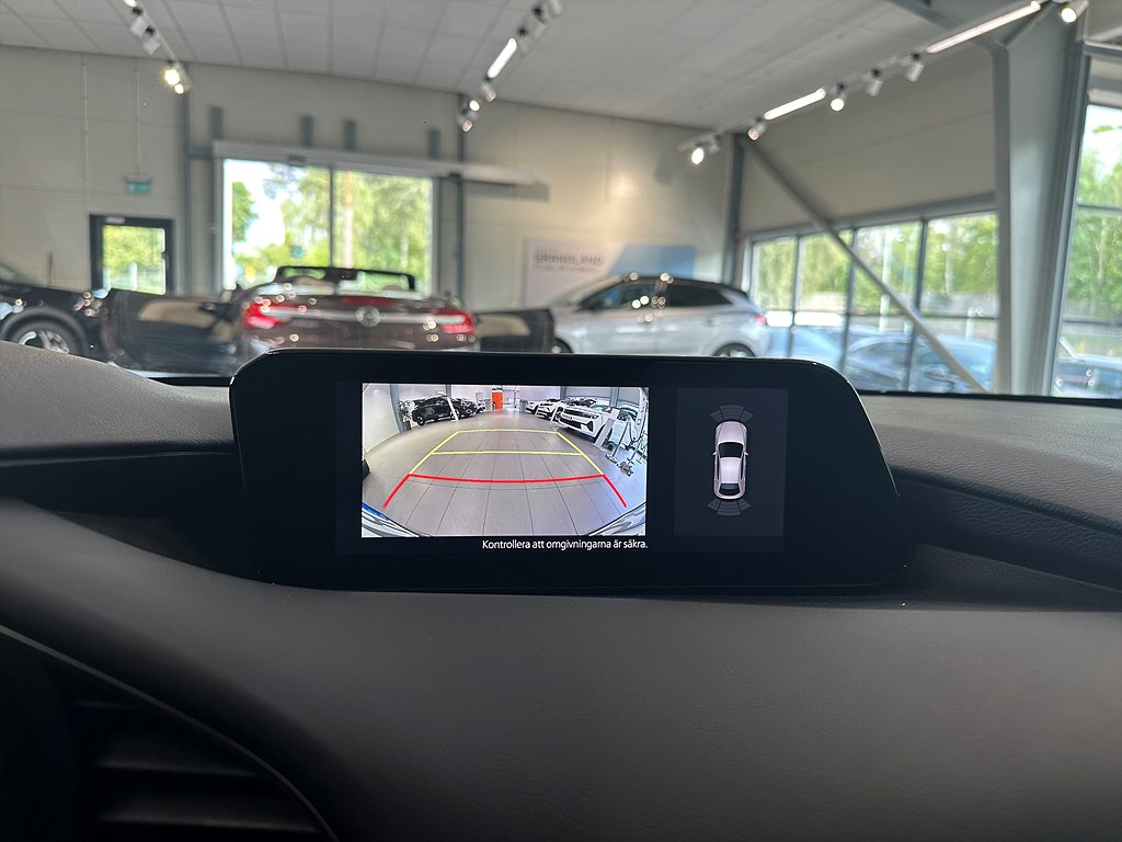 Bild på Hatchback 2.0 SKYACTIV-X M Hybrid 150hk Aut - B-KAMERA,CARPLAY