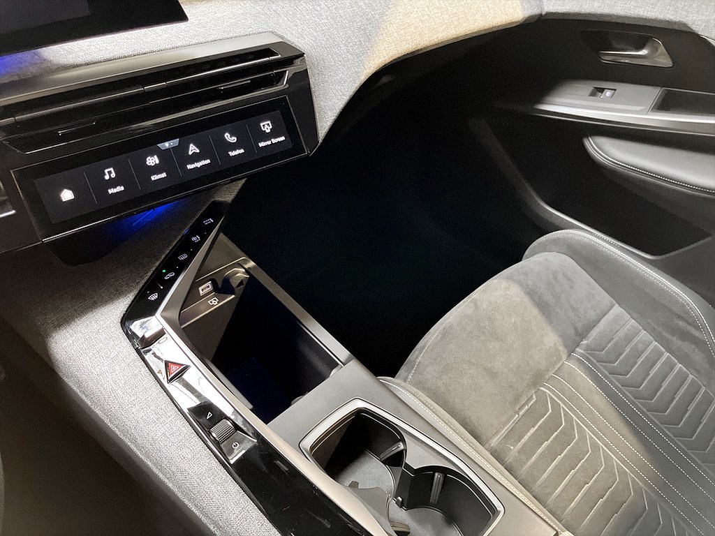Bild på GT Hybrid 136hk Aut - B-KAMERA,CARPLAY,NAV
