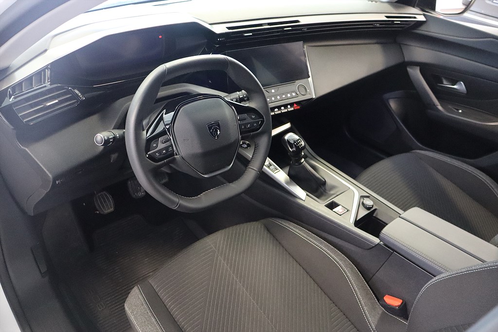 Bild på SW Active Pack 1.2 PT 110hk - CARPLAY, EN ÄGARE