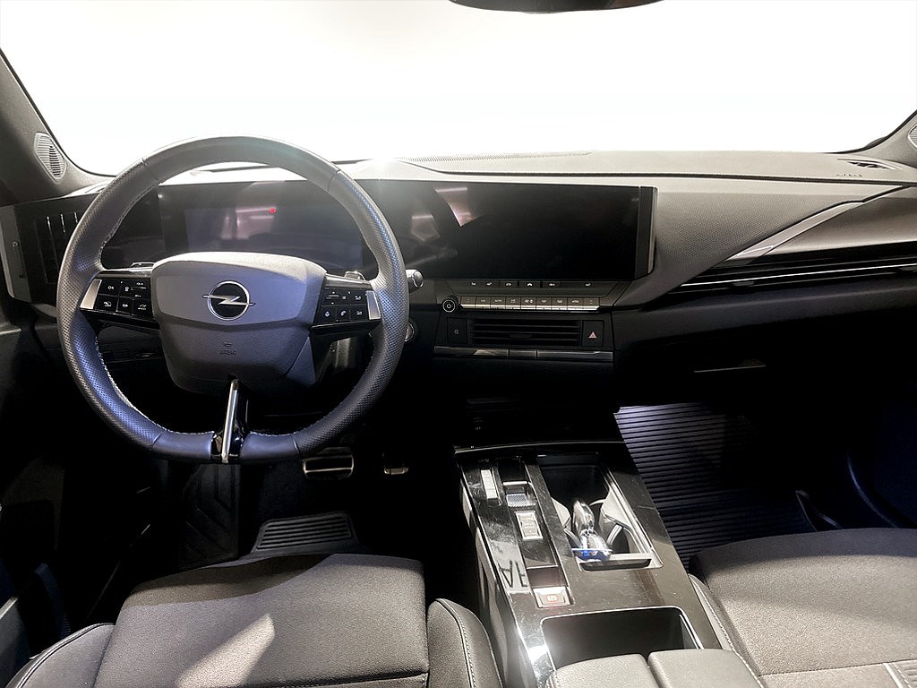 Bild på ST GS 1.2 PT 130hk Aut - B-KAMERA,AGR-STOLAR,CARPLAY