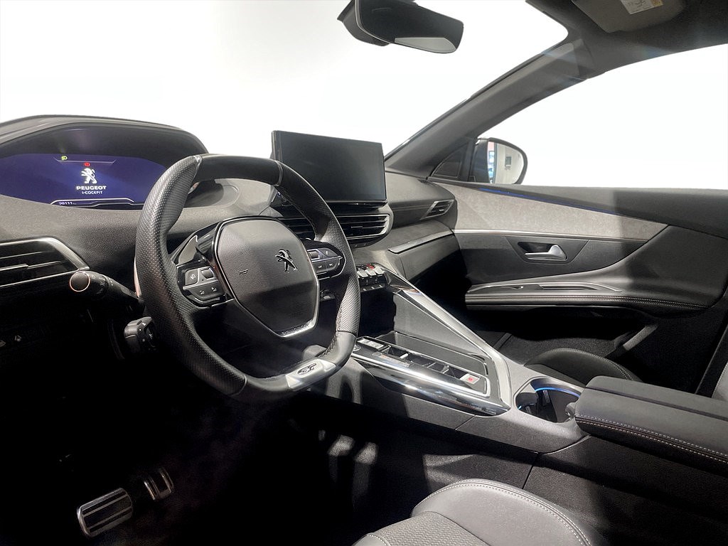 Bild på GT 1.2 PT 130hk Aut - B-KAMERA, CARPLAY