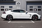 Porsche Panamera GTS Sv-såld Värmare 18Mån garanti