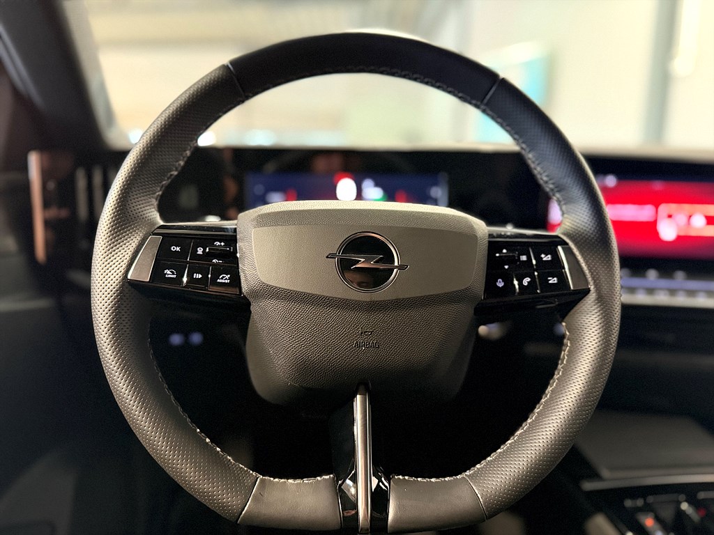 Bild på 5D GS-Line PHEV 180hk Aut - B-KAMERA, CARPLAY