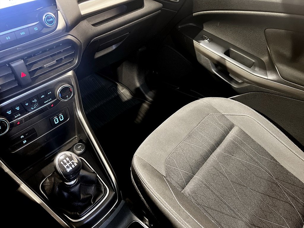 Bild på Trend Plus 1.0 EcoBoost 125hk - NAVI, BACKSENSORER