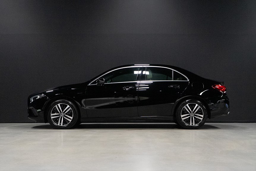 Mercedes-Benz A 250 e Sedan 218hk