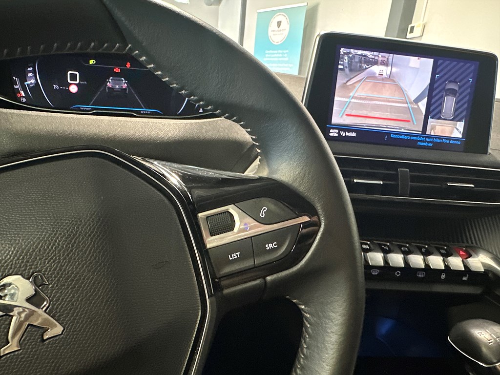 Bild på Active 1.2 PT 130hk Aut - B-KAMERA, CARPLAY