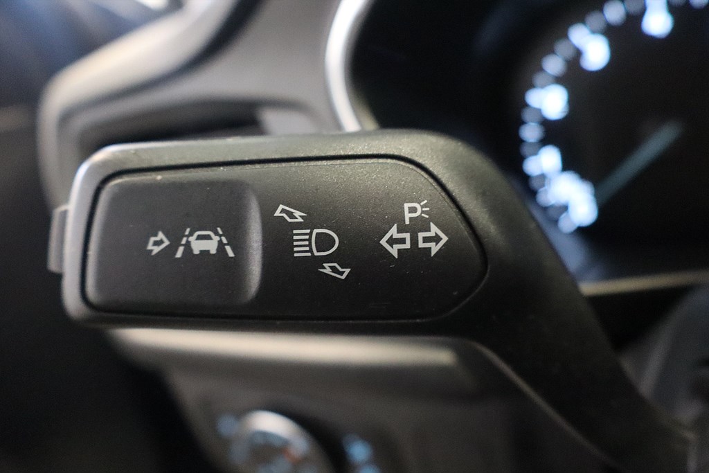 Bild på Active Kombi 1.0 Ecoboost 125hk Aut - DRAG, B-KAMERA