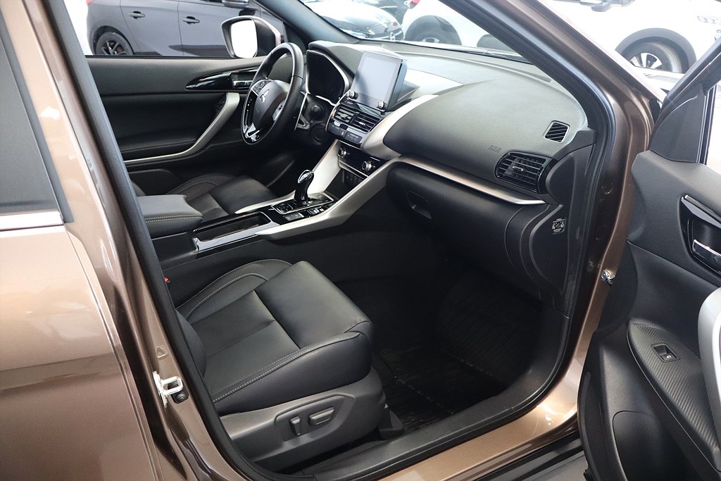 Bild på Business Instyle PHEV 2.4 188hk Aut AWD - 360-KAMERA, PANO, NAVI