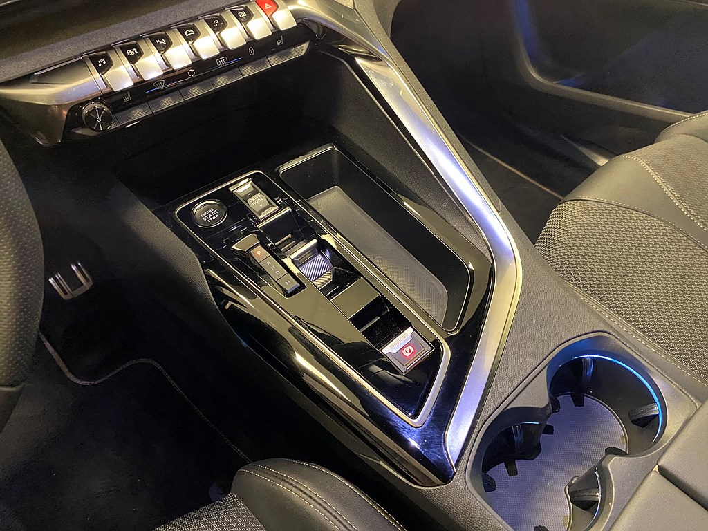 Bild på GT 1.2 PT 130hk Aut - 7-SITS, B-KAMERA, NAVI