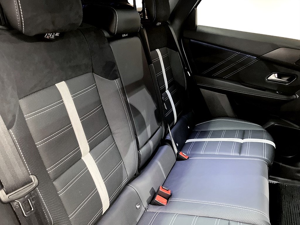 Bild på Ultimate GS Hybrid 136hk Aut - DEMO