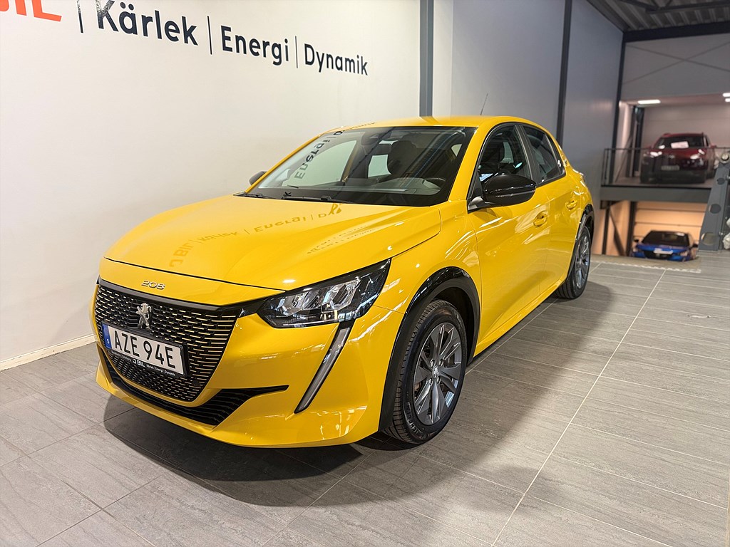 Bild på Active Pack 50kWh 136hk Aut - CARPLAY, BACKSENSORER