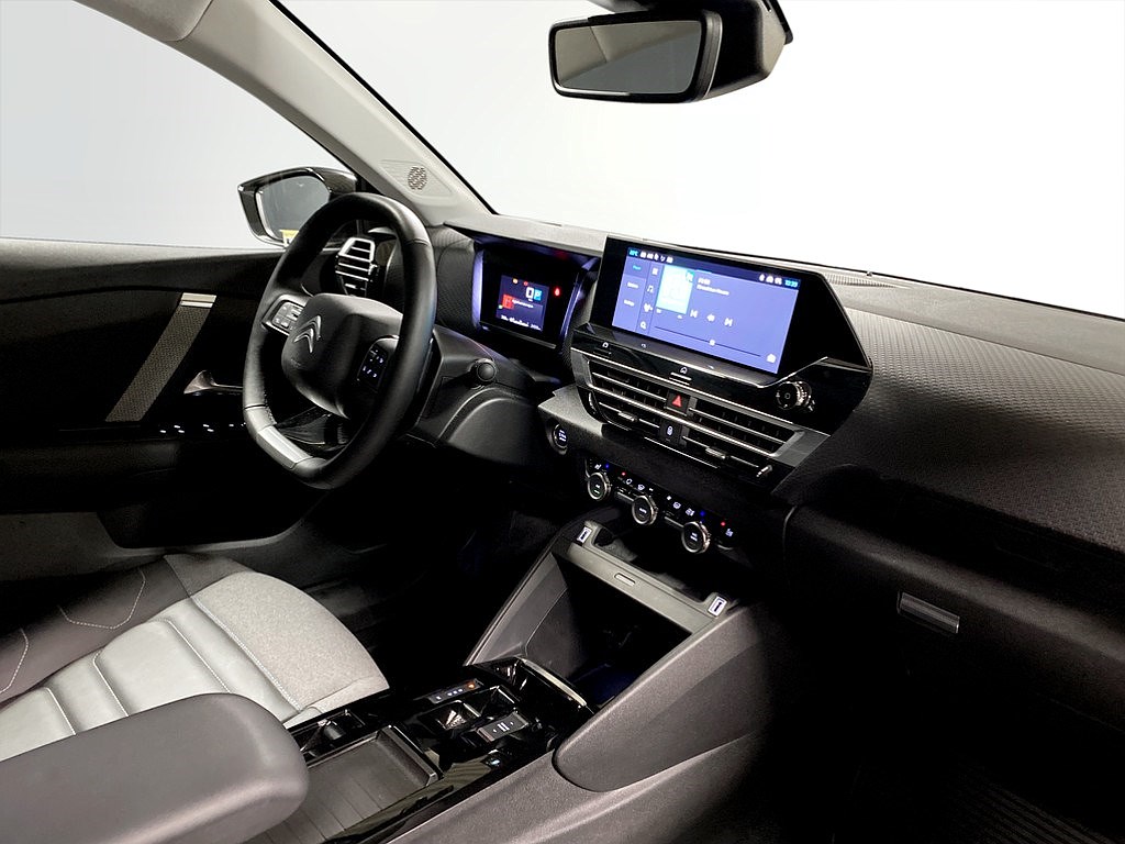 Bild på Shine 1.2 PT 130hk Aut - B-KAMERA, CARPLAY