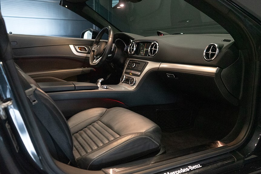 Mercedes-Benz SL 500 AMG Night 455hk