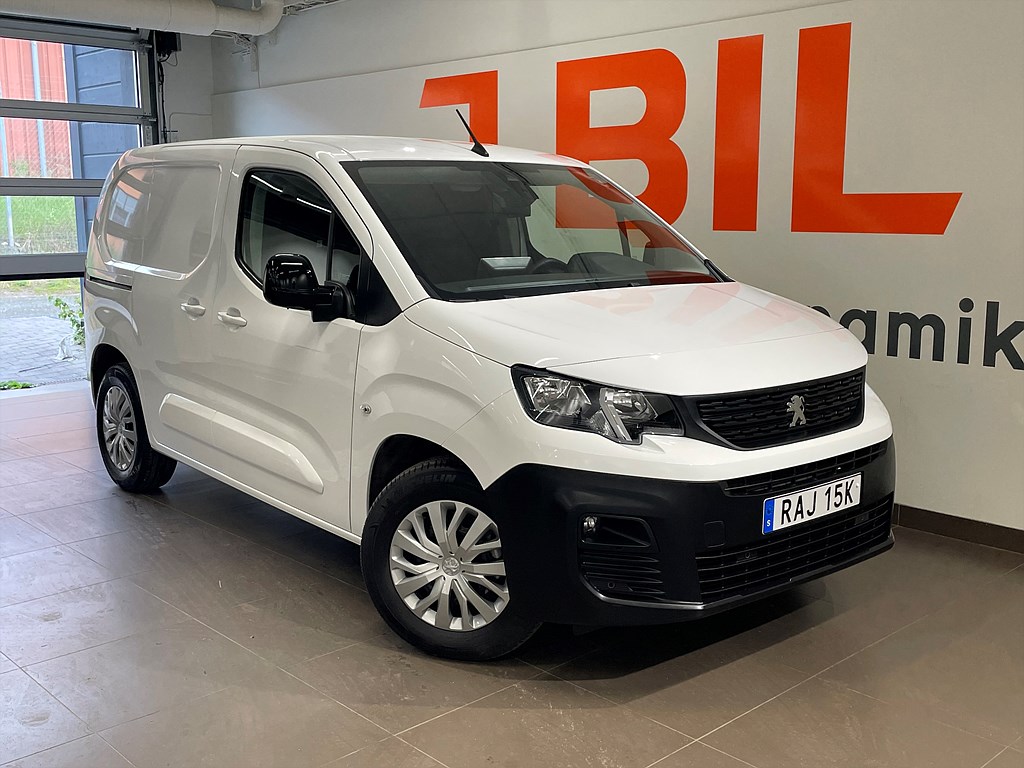 Bild på PRO+ 50kWh 136hk Aut L1 - B-KAMERA, NAVI
