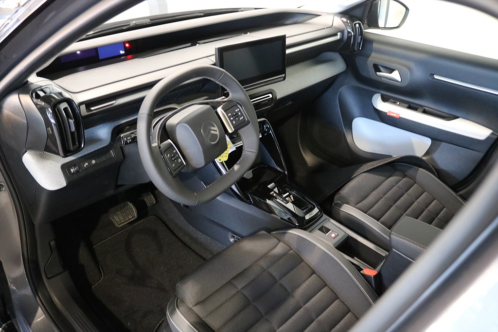 Bild på MAX+ Hybrid 136hk - DEMO