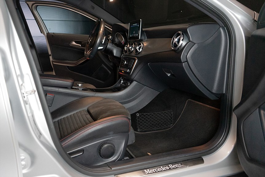 Mercedes-Benz GLA 200 AMG 156hk