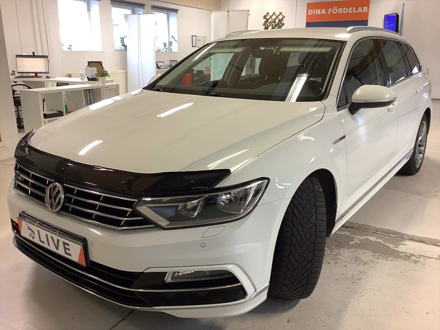 Volkswagen / Passat 2.0 TDI Highline 4Motion BlueMotion