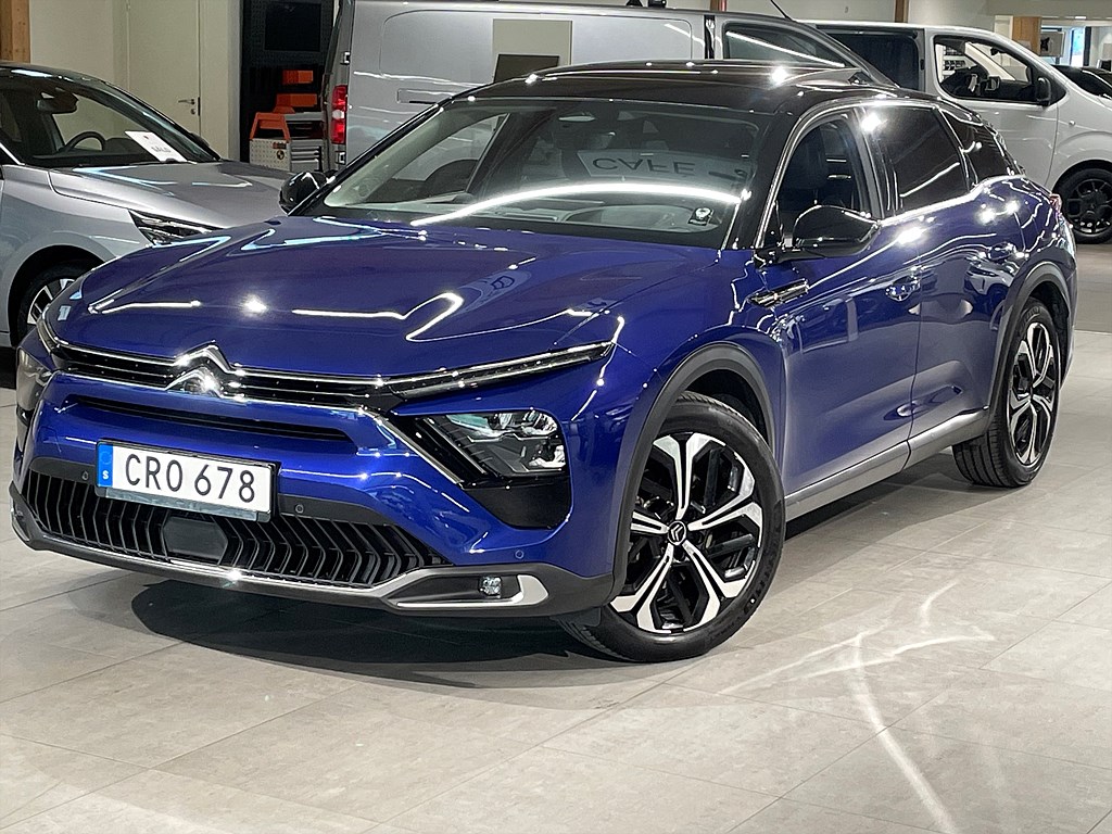 Bild på Shine Exclusive PHEV 225hk Aut - B-KAMERA, CARPLAY