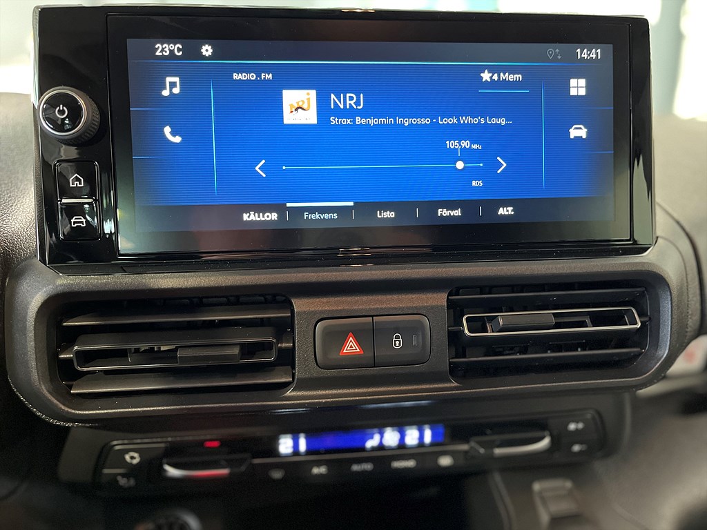 Bild på Crew Cab 130hk Aut - DEMO