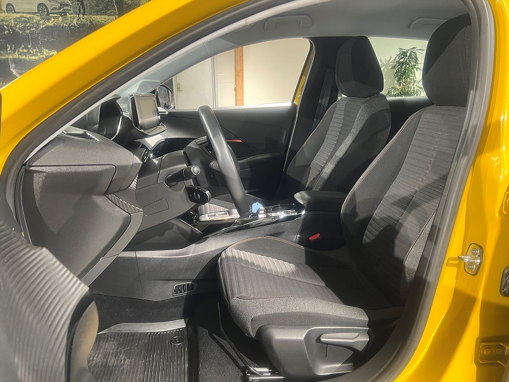 Bild på Active 50kWh 136hk Aut - KEYLESS, P-SENSORER