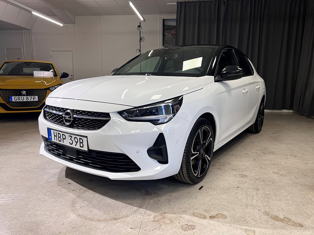 Bild på Ultimate 1.2 PT 130hk Aut - B-KAMERA, CARPLAY