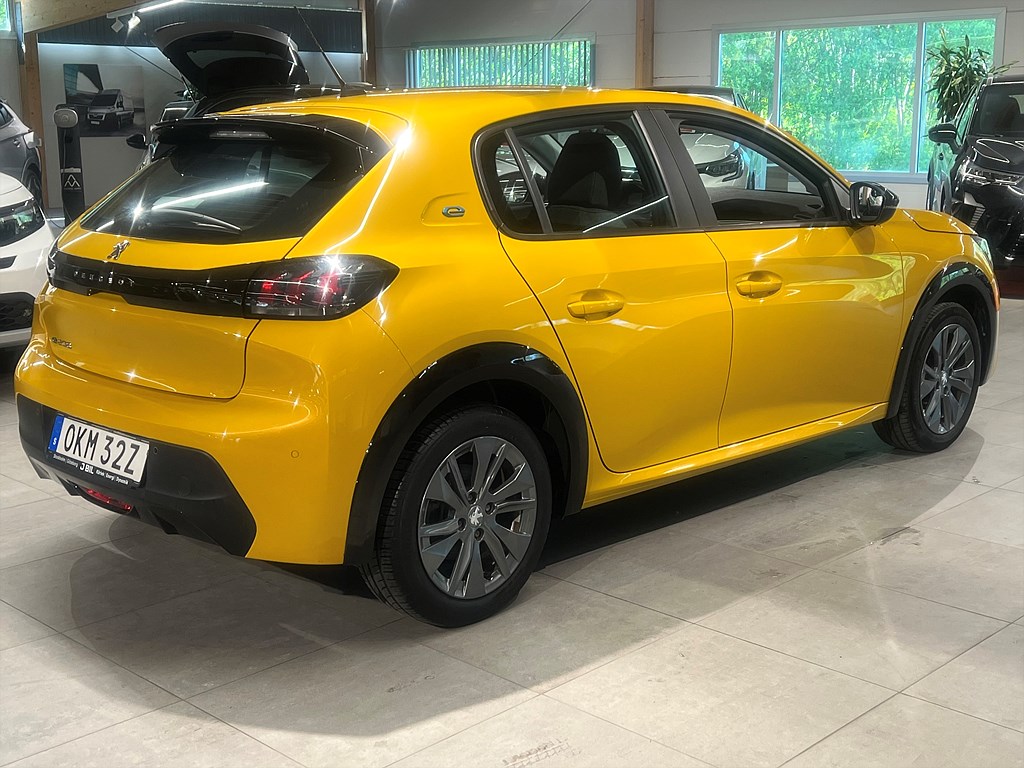 Bild på Active 50kWh 136hk Aut - KEYLESS, P-SENSORER