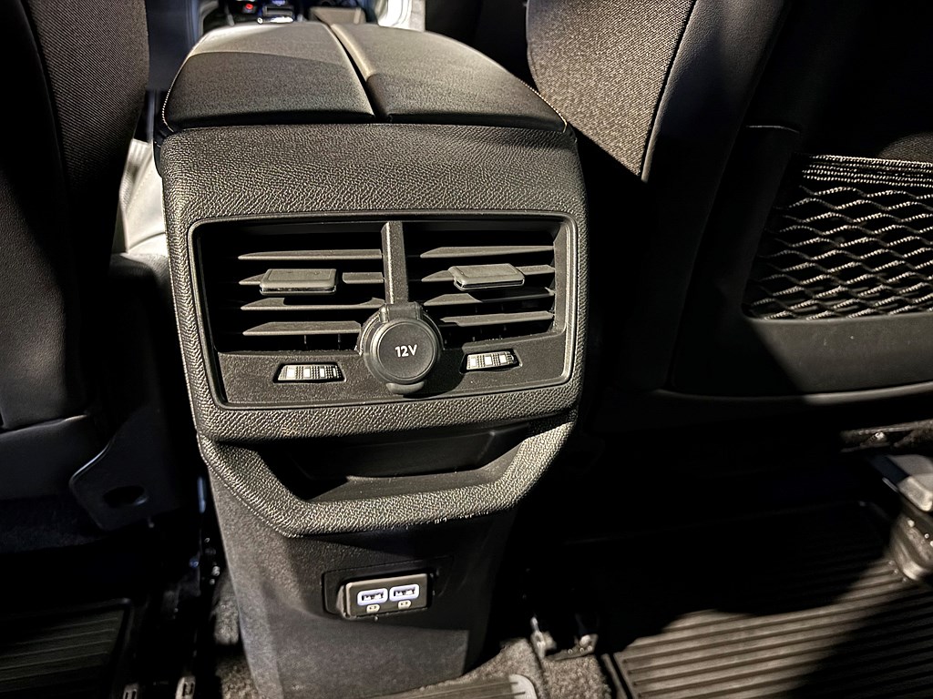 Bild på GT Black Pack 1.2 PT 130hk Aut - B-KAMERA, EN ÄGARE