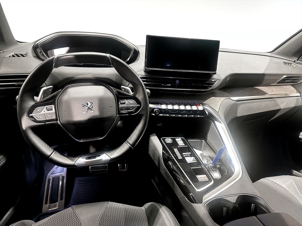 Bild på GT 1.2 PT 130hk Aut - B-KAMERA,NAVI,CARPLAY