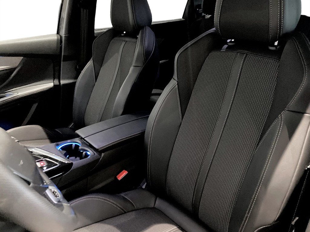 Bild på GT 1.2 PT 130hk Aut - 7-SITS,B-KAMERA,CARPLAY