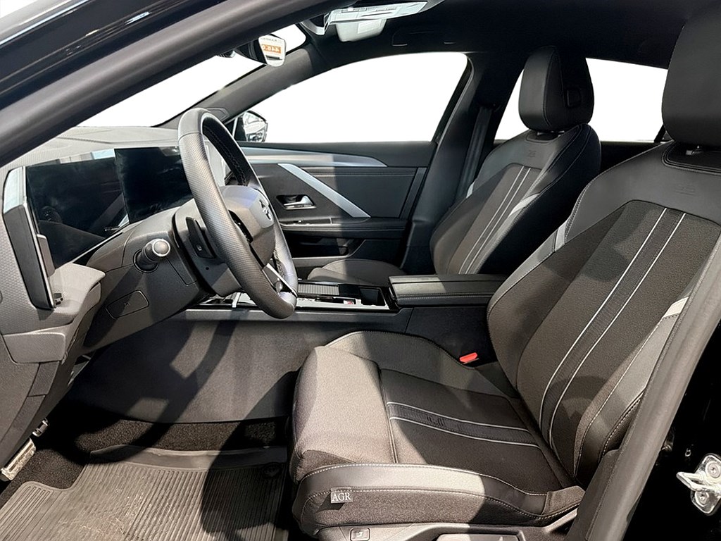 Bild på GS 1.2 PT 130hk Aut - B-KAMERA, CARPLAY