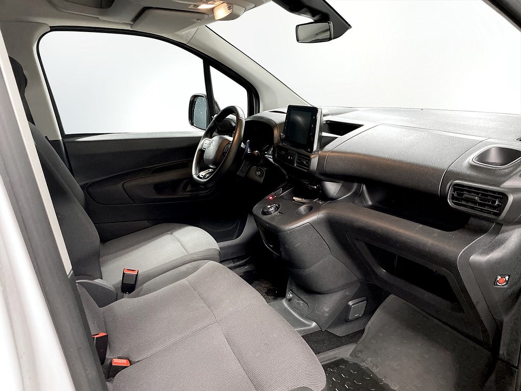 Bild på Business Premium 1.5 BHDi 130hk Aut L2 - B-KAMERA, NAV