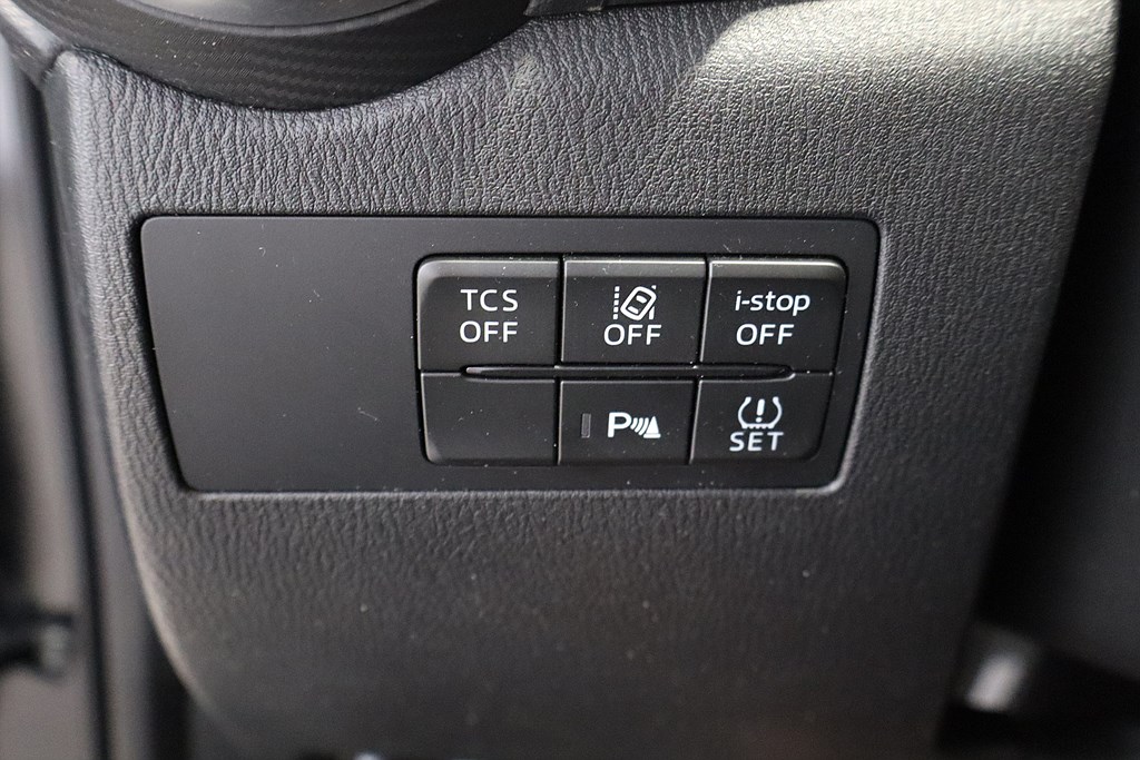 Bild på Optimum 2.0 SKYACTIV-G 121hk Aut - B-KAMERA, NAVI