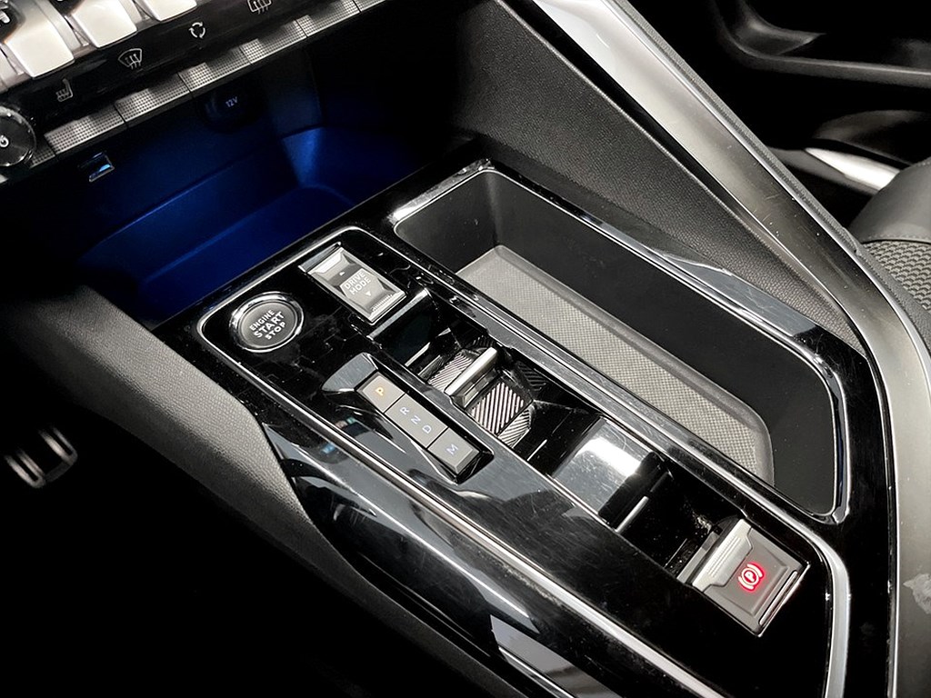 Bild på GT 1.2 PT 130hk Aut - 7-SITS,B-KAMERA,CARPLAY