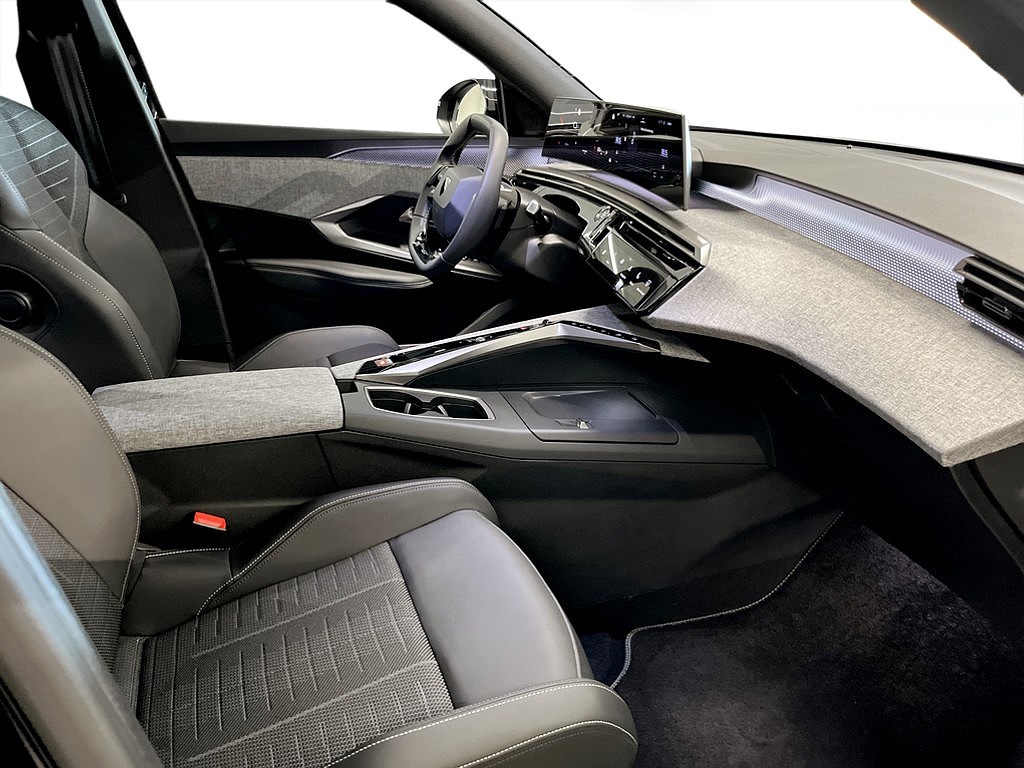 Bild på GT Hybrid 145hk Aut - B-KAMERA,CARPLAY,NAV