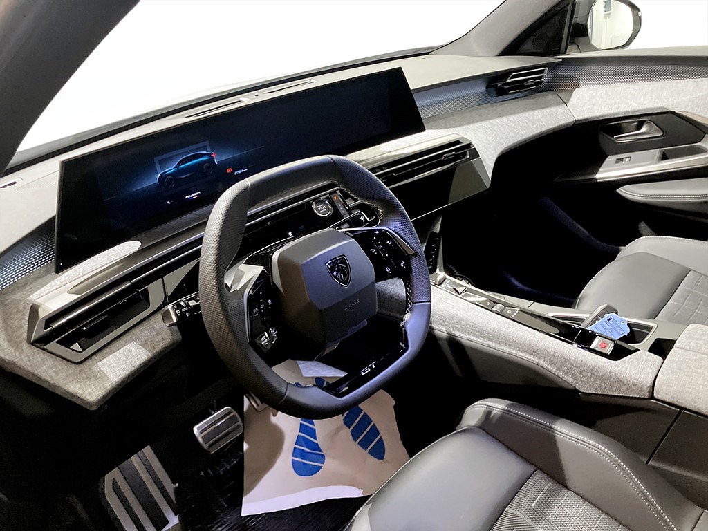Bild på GT Hybrid 145hk Aut - B-KAMERA,CARPLAY,NAV