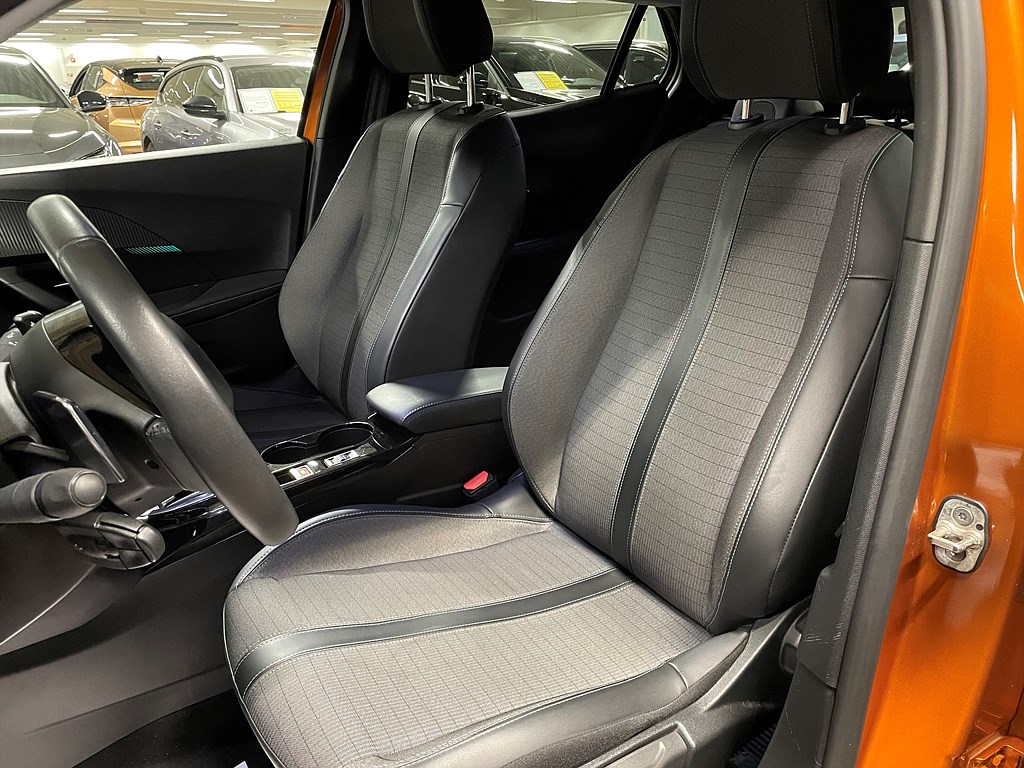 Bild på Allure 1.2 PT 130hk Aut - B-KAMERA, CARPLAY