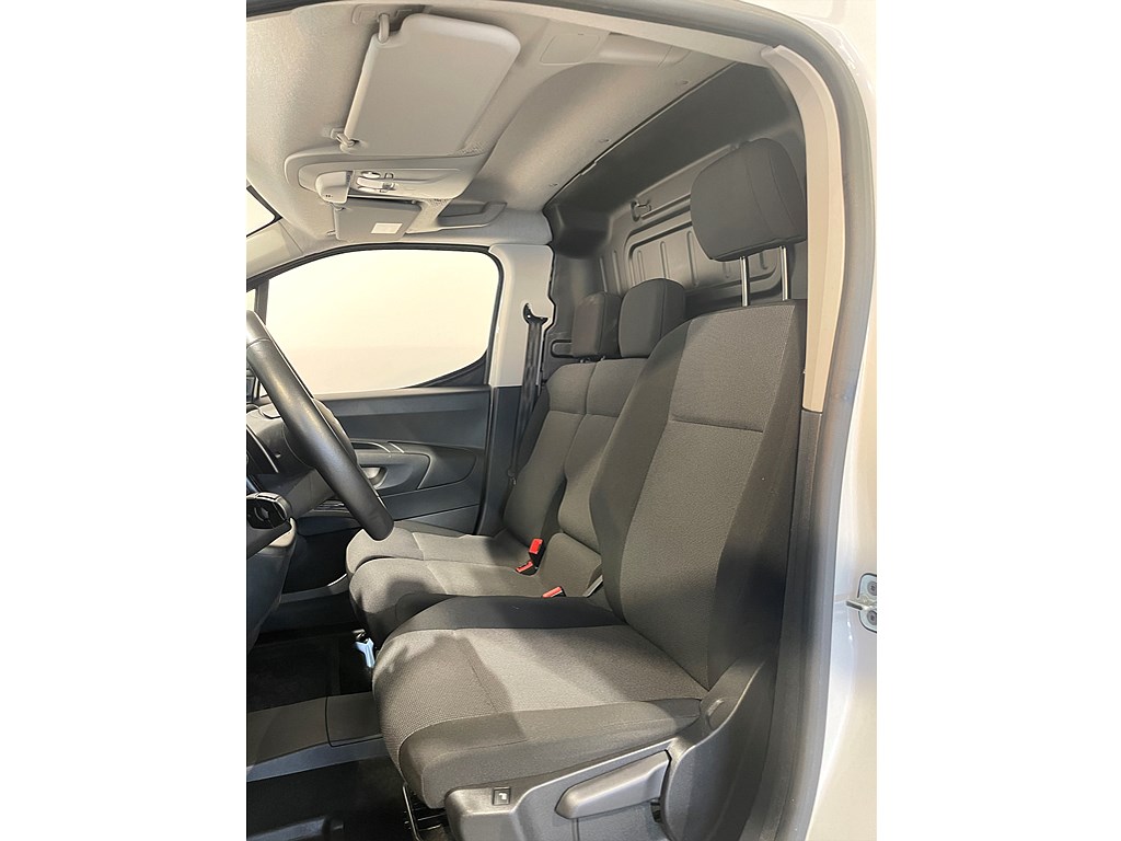 Bild på Premium Business 1.5 BHDI 130hk Aut L2 - DRAG, M-VÄRMARE
