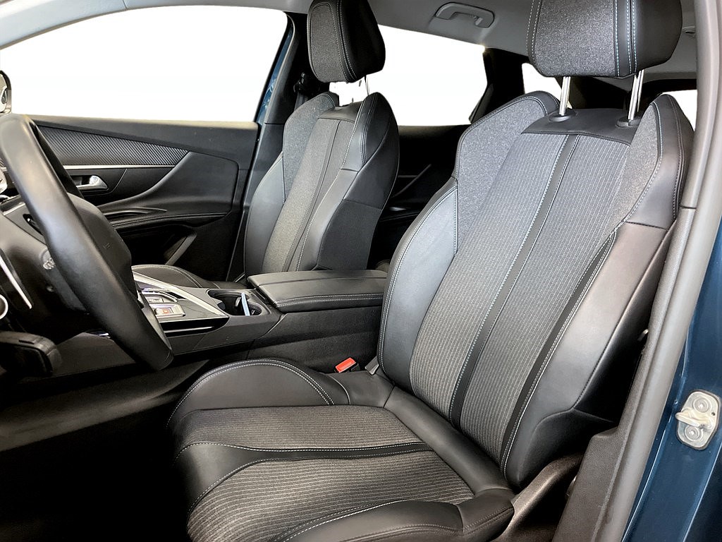 Bild på Allure Hybrid 225hk Aut - 360-KAMERA, CARPLAY