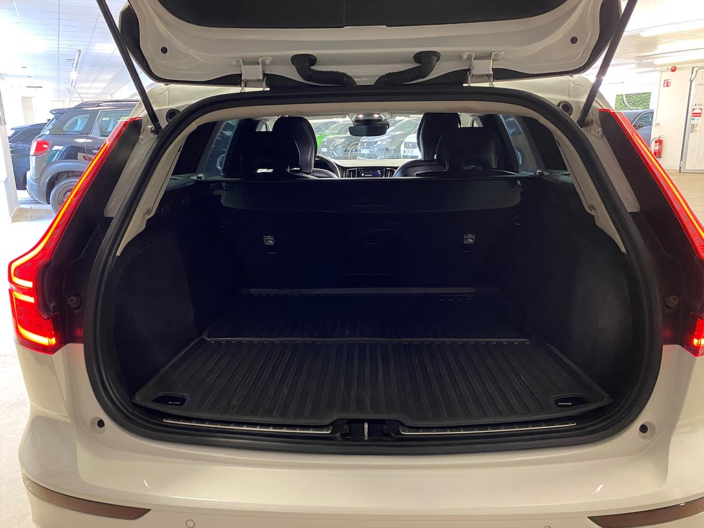 Bild på Momentum D3 150hk Aut - CARPLAY, RATTVÄRME