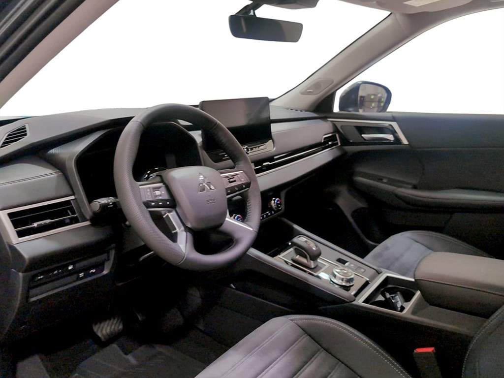 Bild på Invite PHEV 4WD - OMGÅENDE LEVERANS!